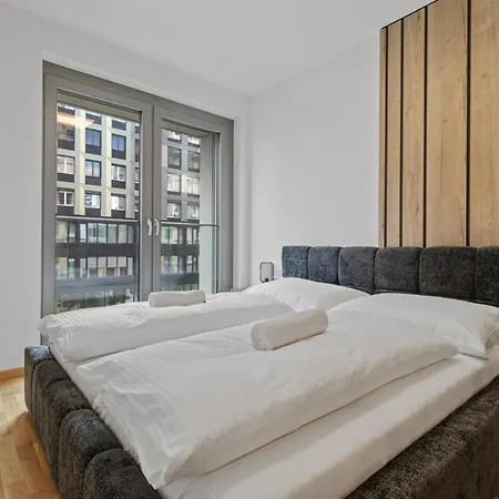 Lam Grey - Free Parking Lejlighed